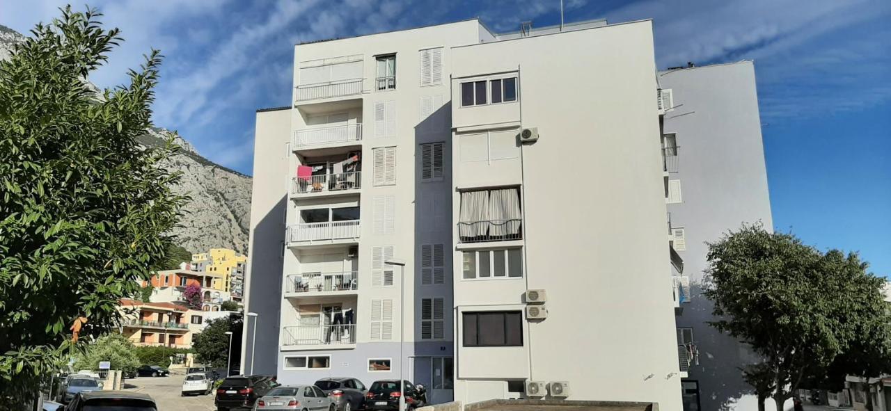 D&E Apartment Makarska Exterior foto